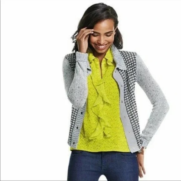 CAbi Square Stitch Grey Cardigan Sweater Size S - Picture 3 of 11